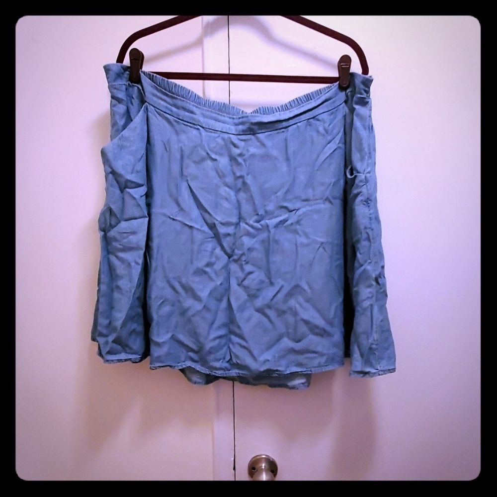 Denim blue short swing skirt with pockets